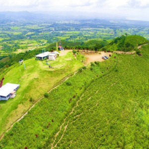 Round Mountain Safari Zip Line